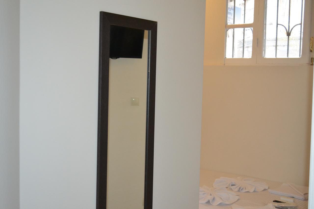 Hotel Rustaveli 36 Тбилиси Екстериор снимка