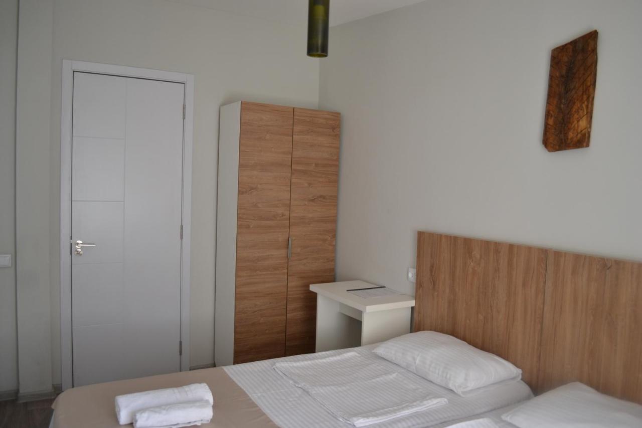 Hotel Rustaveli 36 Тбилиси Екстериор снимка